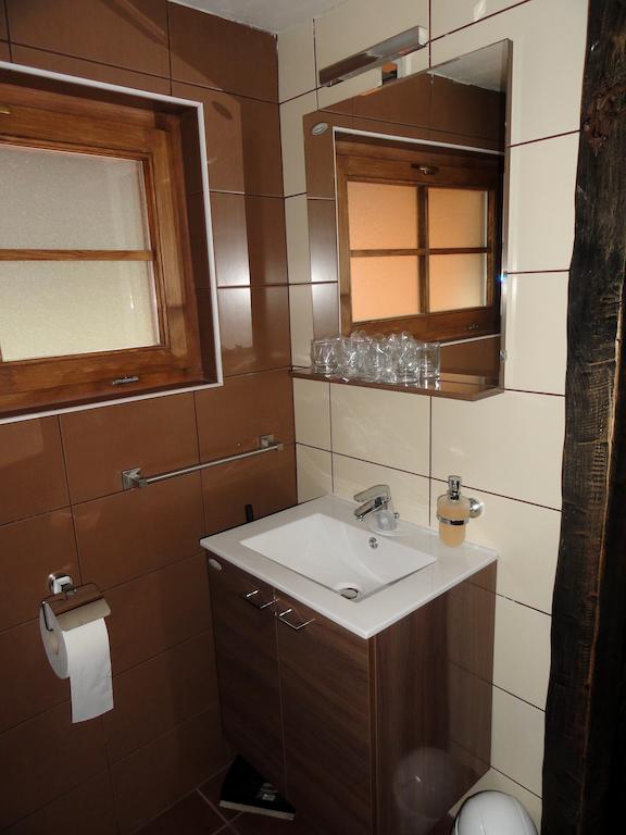 Guesthouse Villa Zelenjak Ventek Kumrovec Buitenkant foto