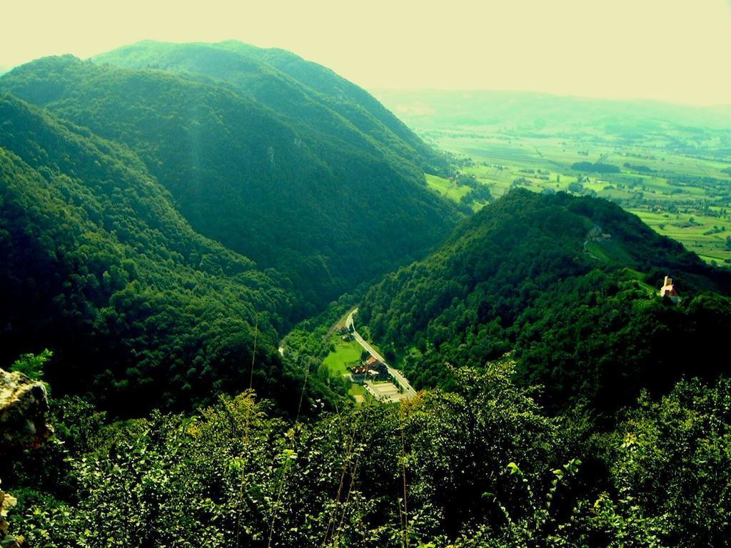 Guesthouse Villa Zelenjak Ventek Kumrovec Buitenkant foto