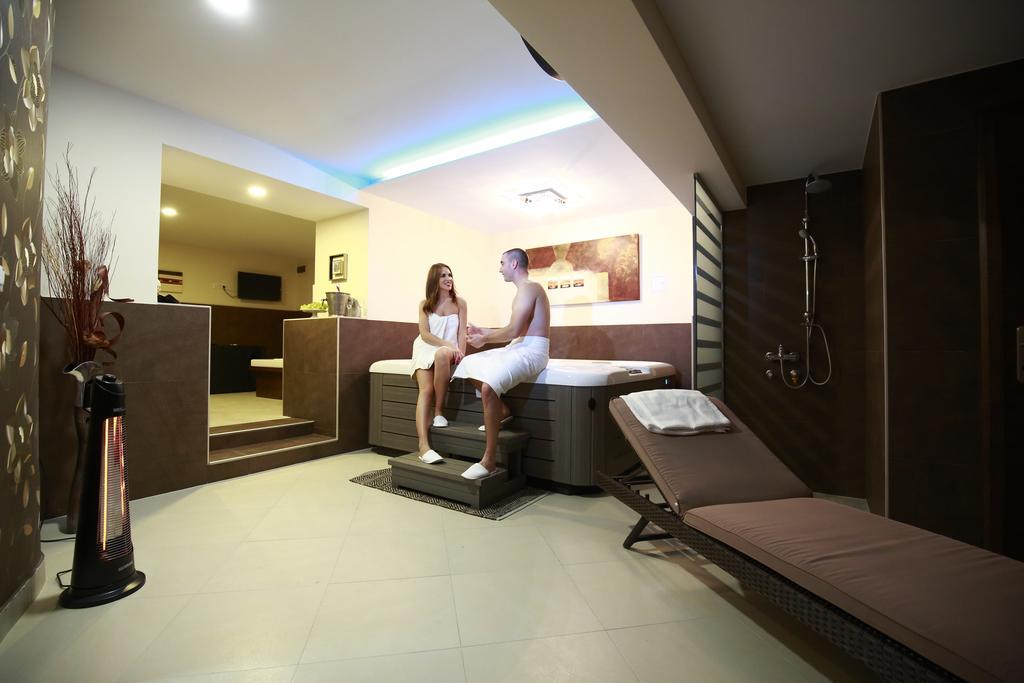 Guesthouse Villa Zelenjak Ventek Kumrovec Buitenkant foto
